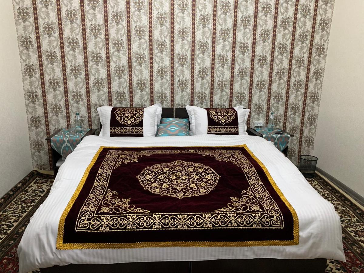 Old Safari Golden Location Guest House Bukhara Eksteriør billede