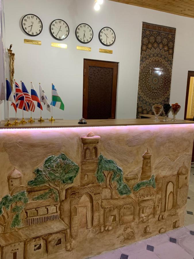 Old Safari Golden Location Guest House Bukhara Eksteriør billede