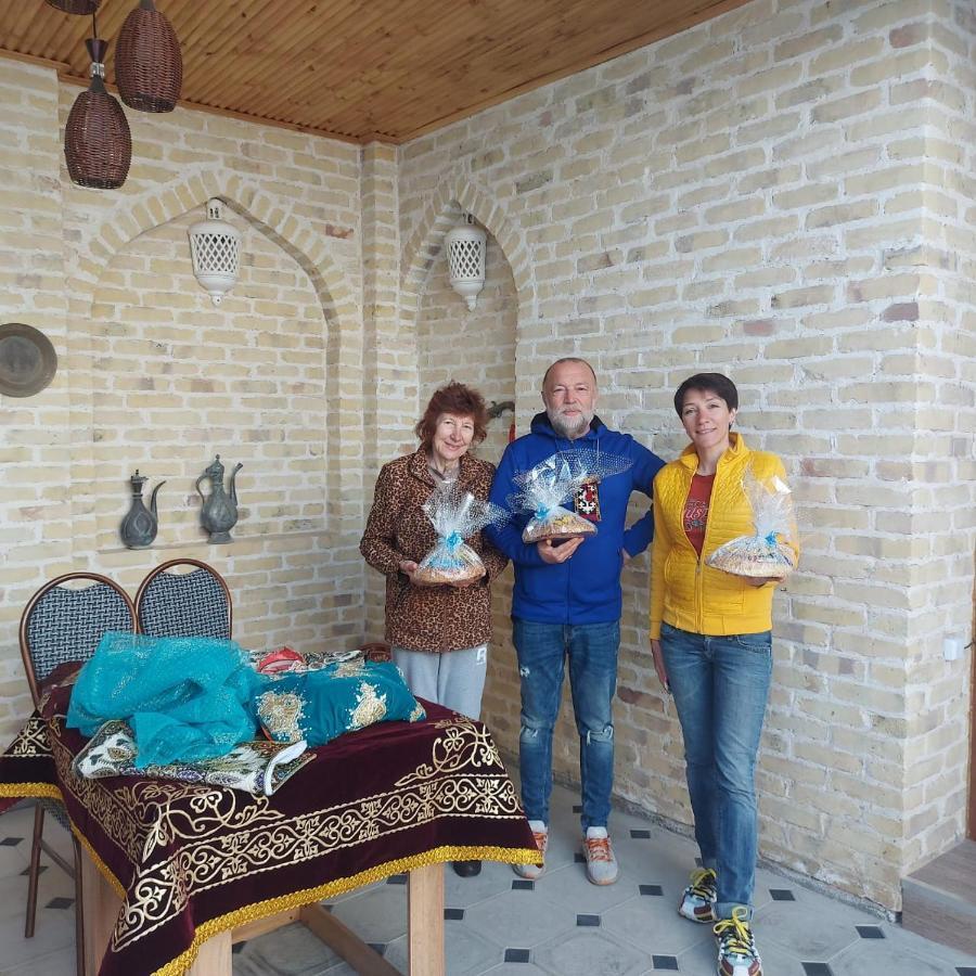 Old Safari Golden Location Guest House Bukhara Eksteriør billede